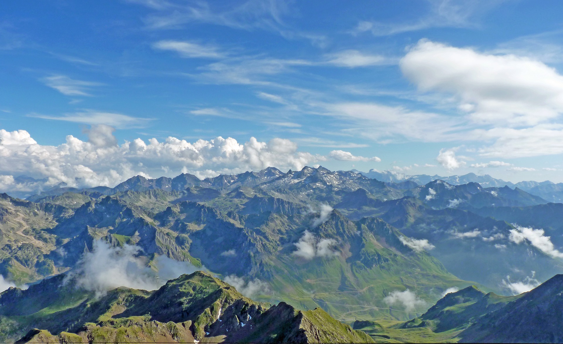 PYRENEES 1