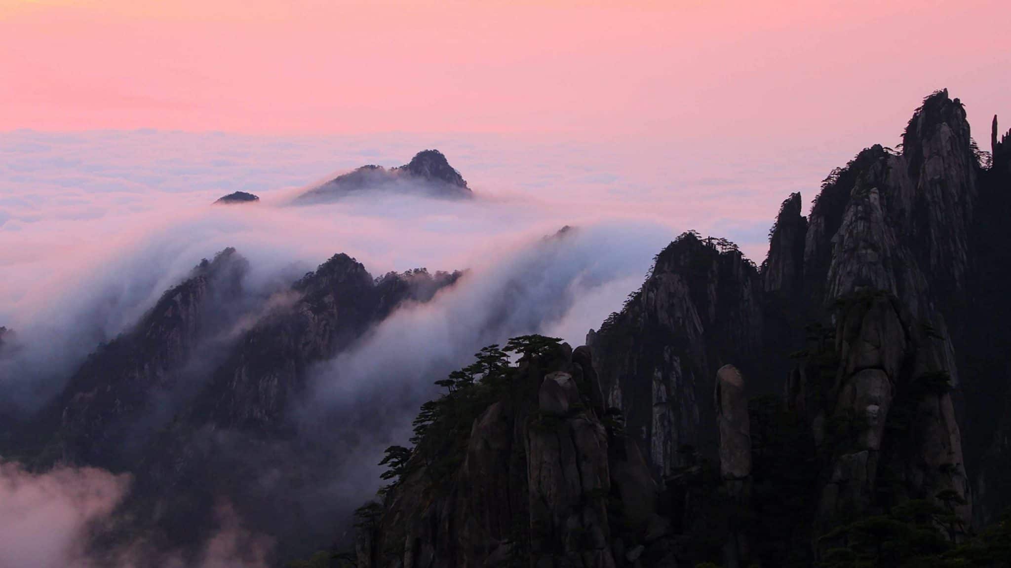 huangshan Chine d-f-y-b-travel-captures-z8mmW-01Ats-unsplash (2)-compressed