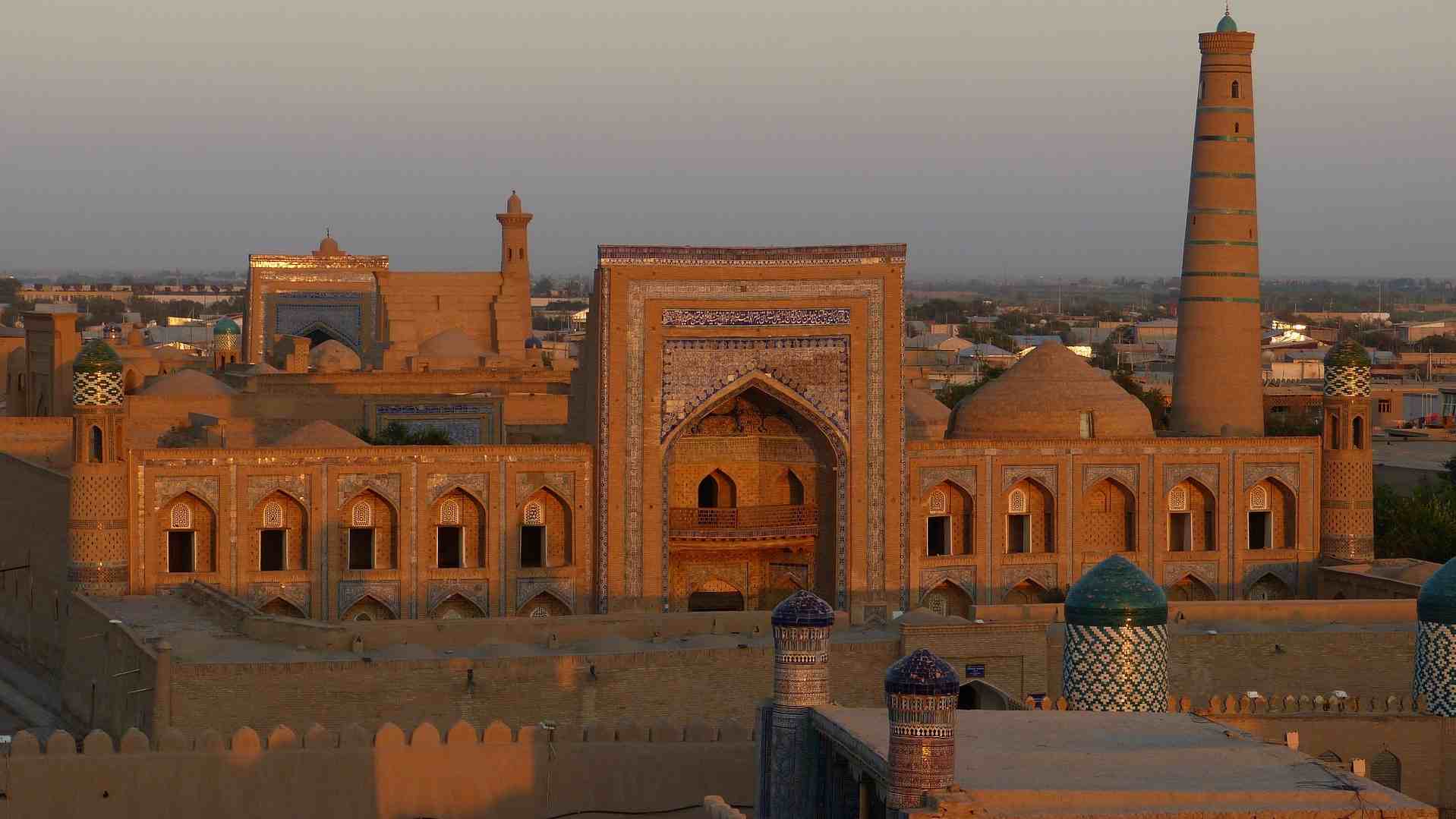 khiva-198688_1920 (2)-compressed