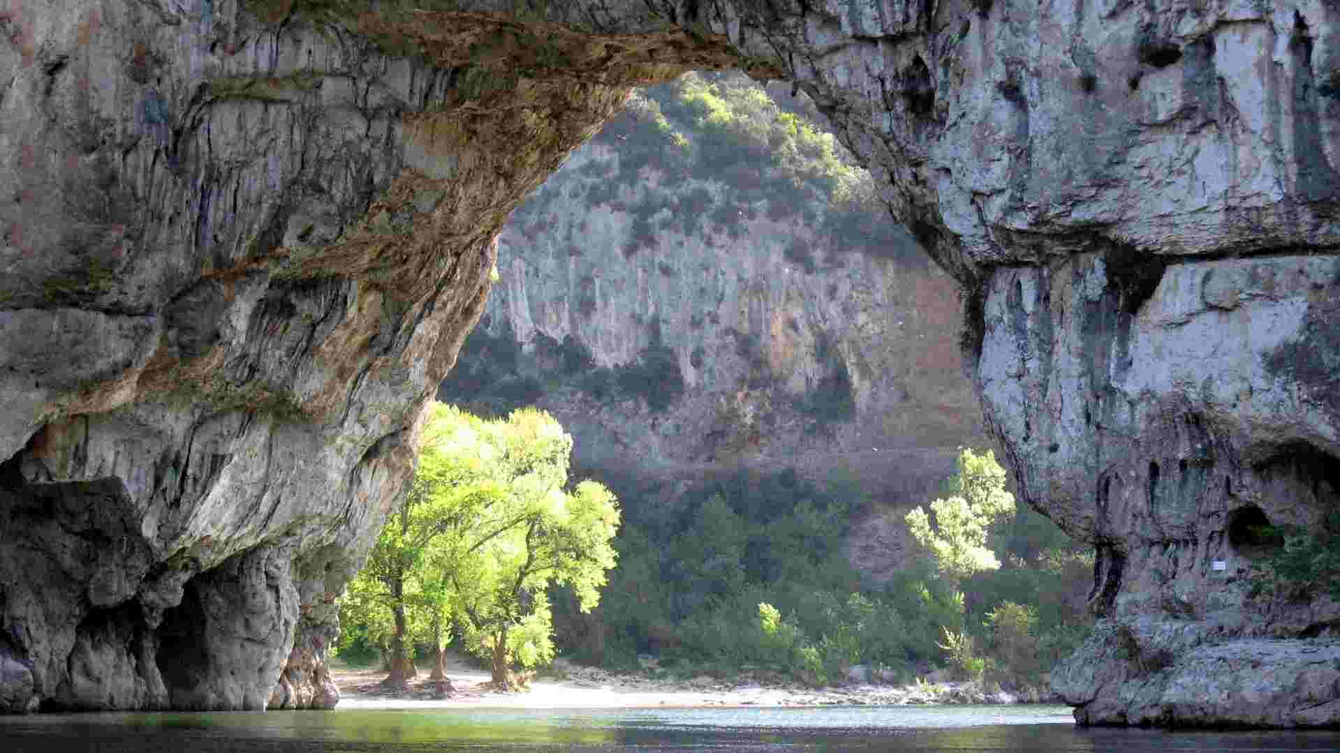 ARDECHE (12)-compressed