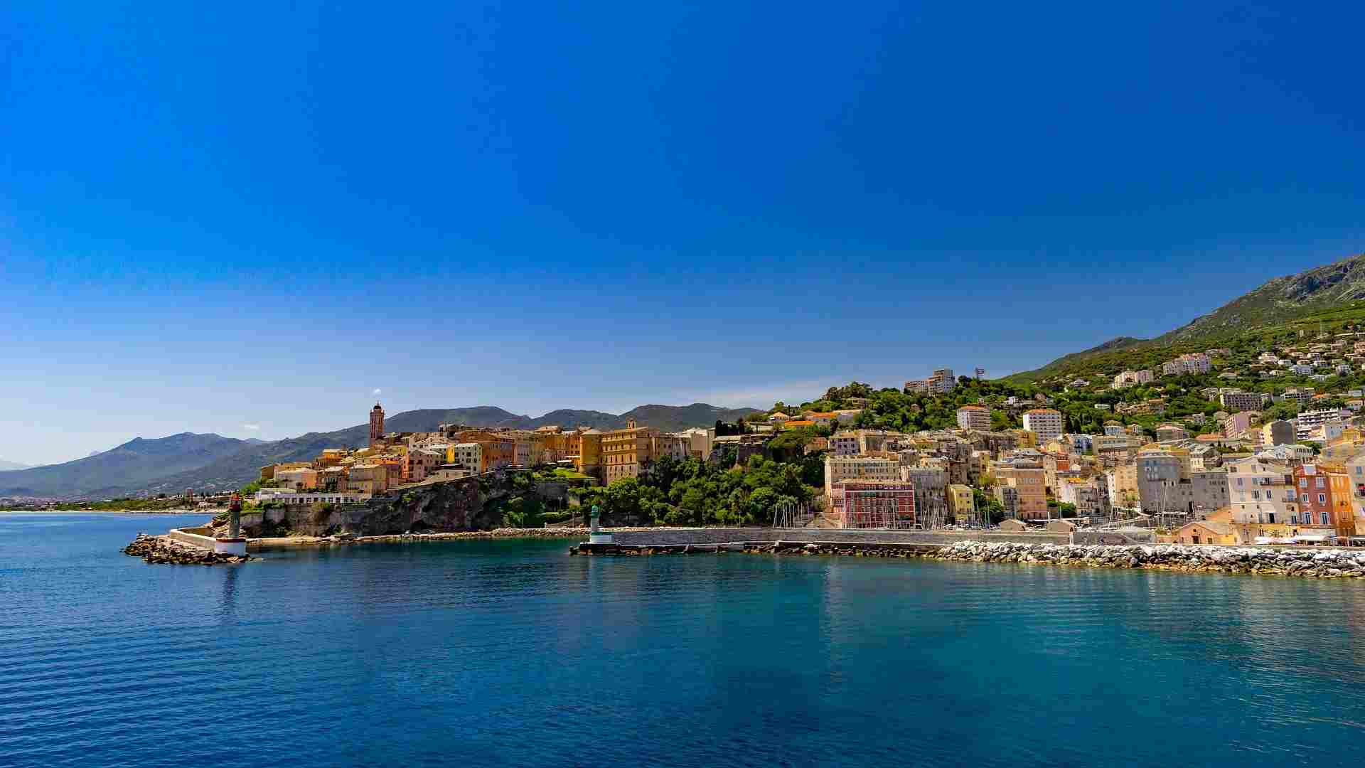 CORSE (33)-compressed