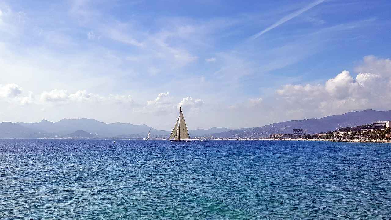 COTE D'AZUR (1)-compressed