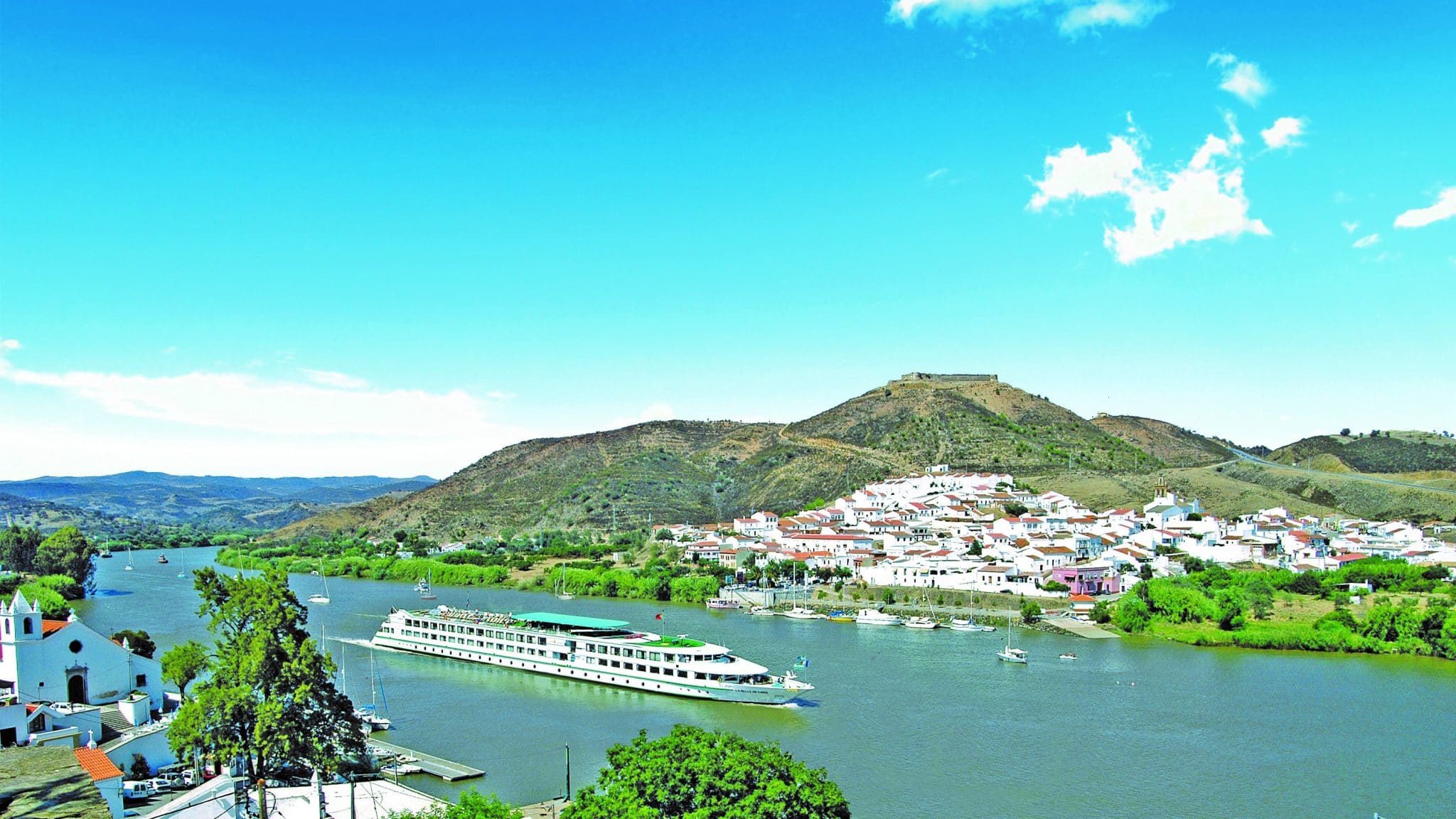 MS-Belle-de-Cadix-Guadalquivir-profil02-CroisiEurope©CroisiEurope