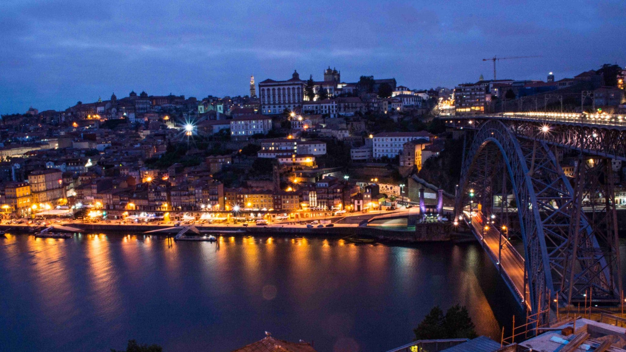 Portugal-Douro-Porto-nuit©CroisiEurope-compressed