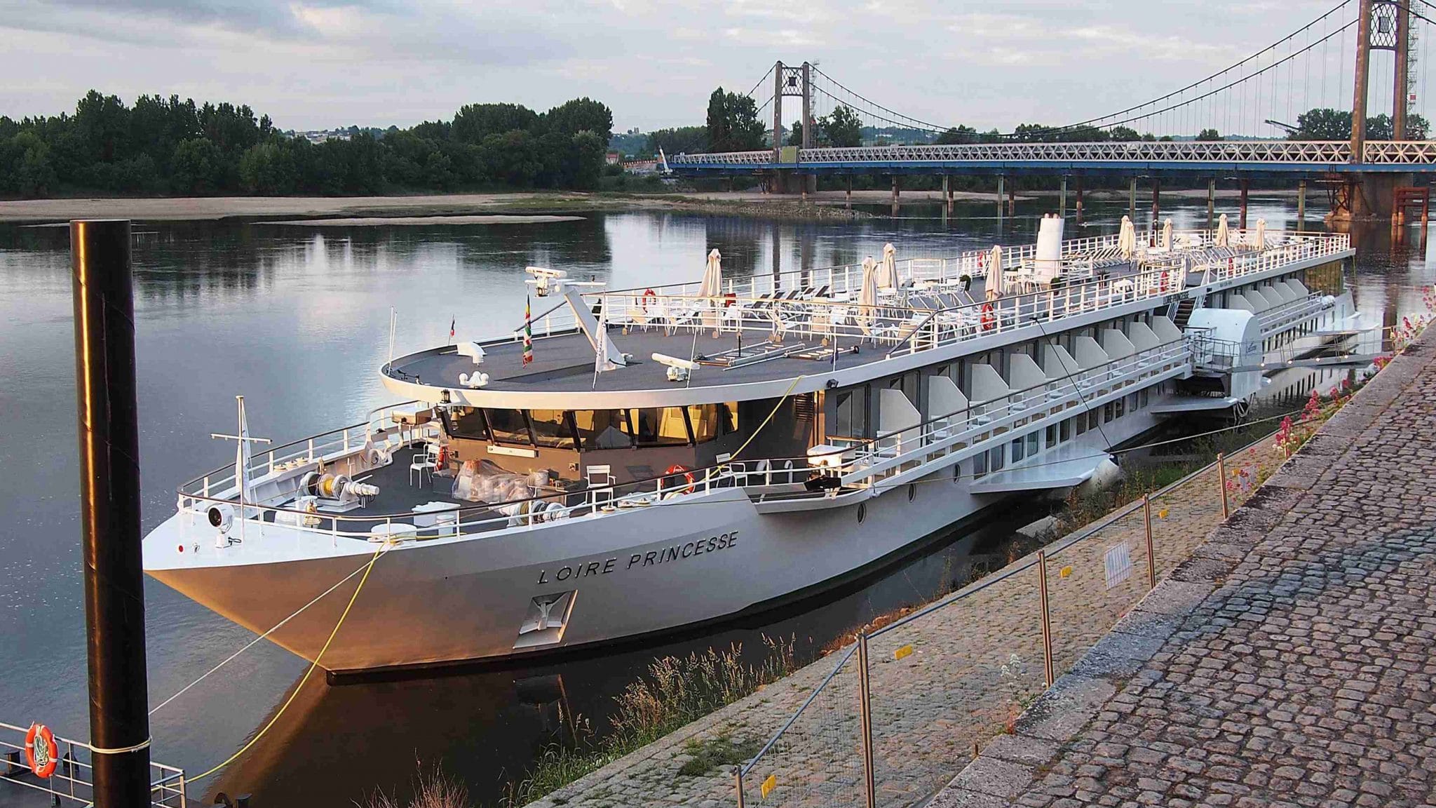 MS-Loire-Princesse-Loire-face01-CroisiEurope©Michel Friz-compressed