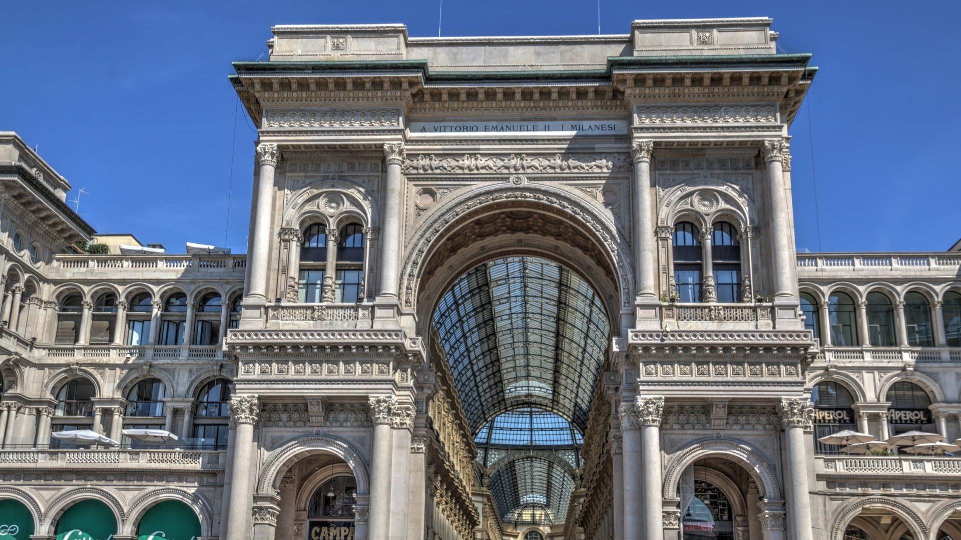 MILAN (2)